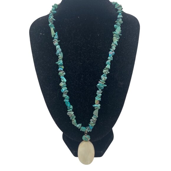 Turquoise Chip Necklace Mother Of Pearl Shell Pendant Boho Southwestern - Picture 1 of 12